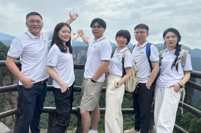 наша команда3